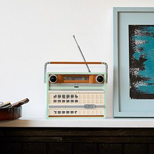 10334 Retro Radio