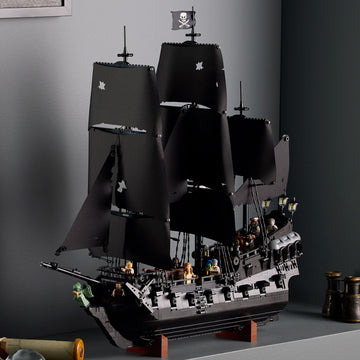 10365 Captain Jack Sparrow's Pirate Ship