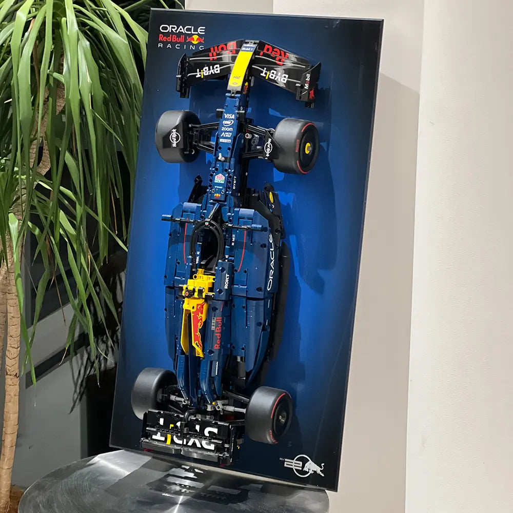 dia_frame_Technic_Displayed_in_a_FLOATING_Style_DISP02